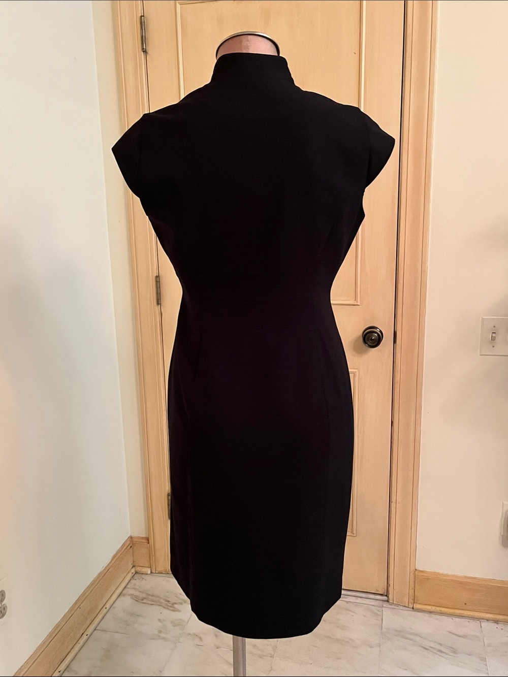 CALVIN KLEIN Career Cap SLV Wrap Detail Pop-Up V-Neck Black Sheath Dress SZ 6P - Picture 5 of 16
